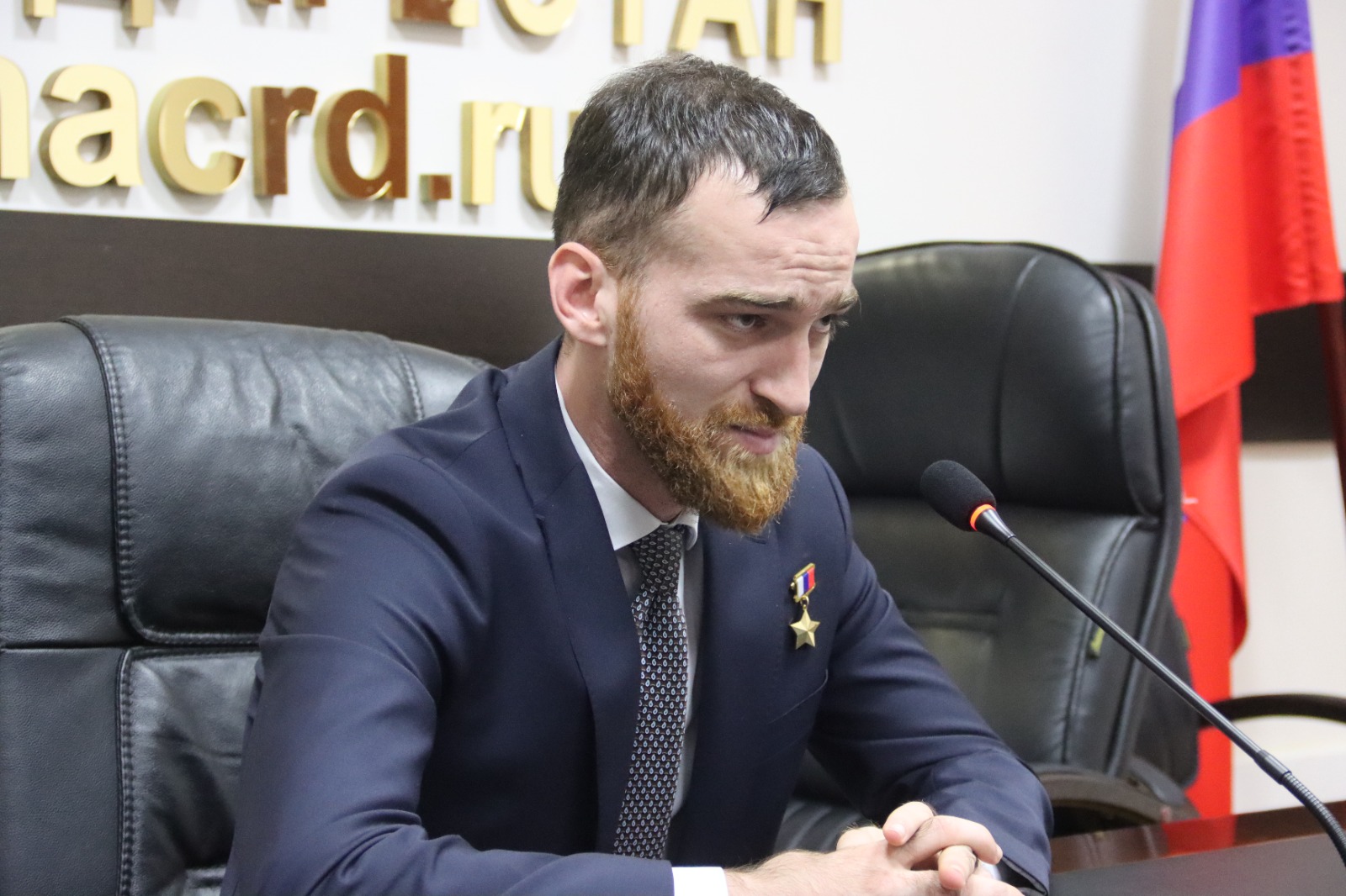 Открытый разговор. Темирлан Абуталимов встретился с участниками программы «Доблесть гор»